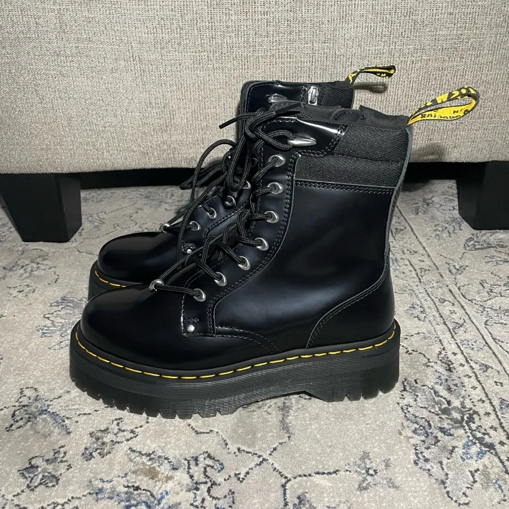 Dr Martens Jadon II Hardware Leather Platform Boots